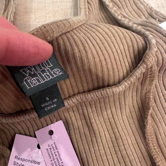 WILD FABLE WOMENS RIBBED BROWN TANK SHIRT NEW SMALL - Picture 2 of 4